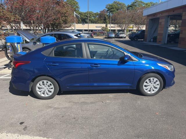 2021 hyundai accent se