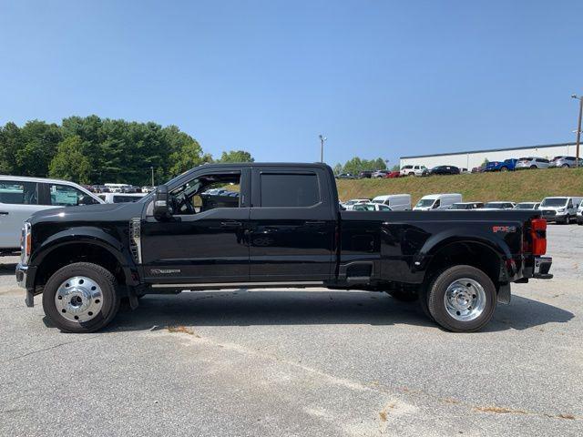 2023 ford f-450 lariat