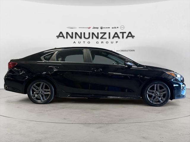 2021 kia forte gt-line