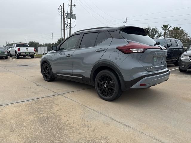 2021 nissan kicks sr