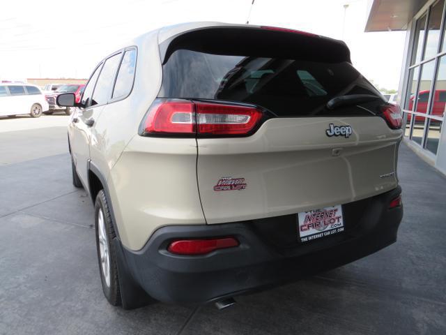 2015 jeep cherokee sport