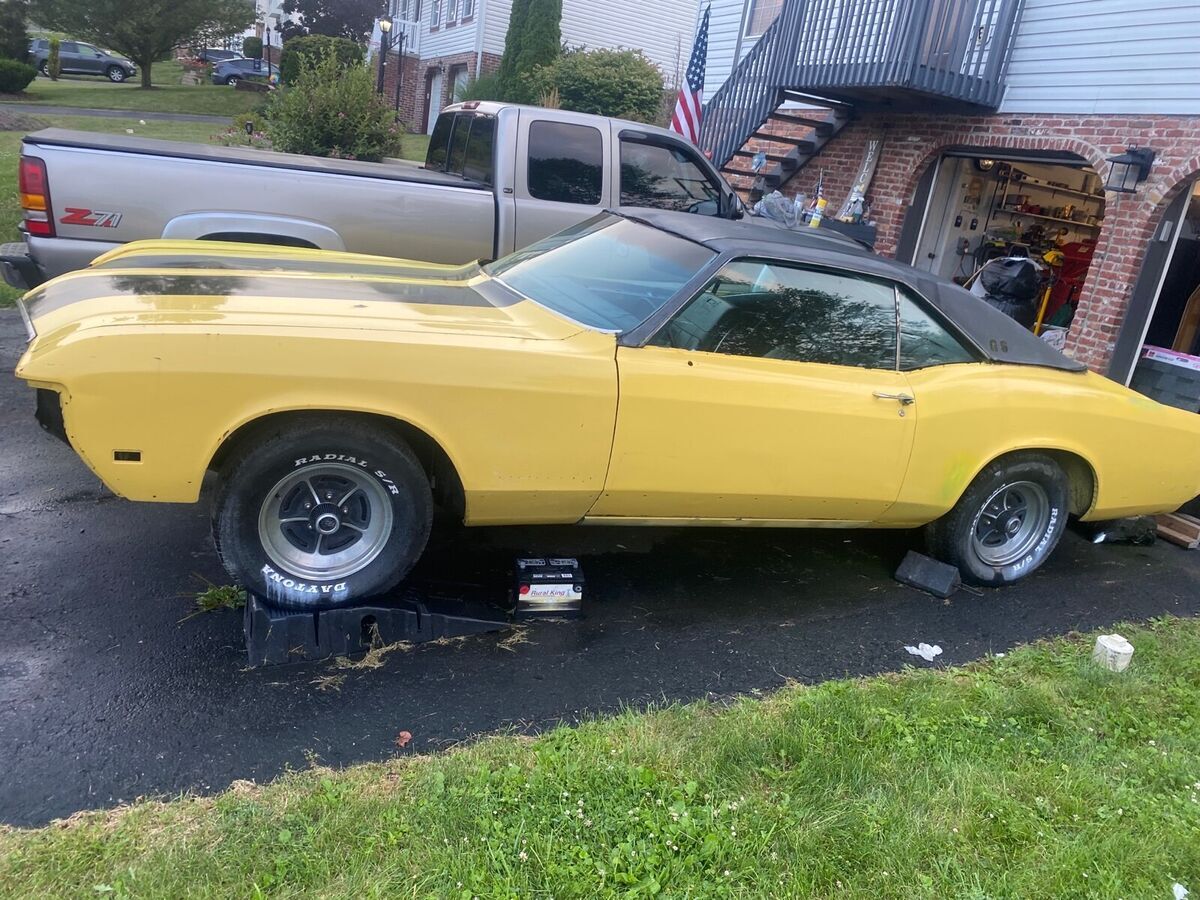 1968 buick riviera coupe yellow rwd automatic gs