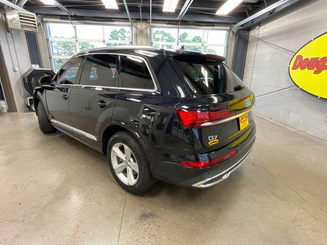 2020 audi q7 45 premium