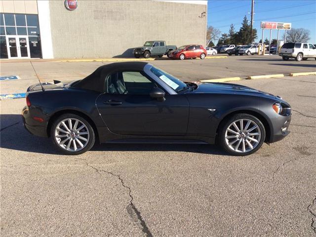 2017 fiat 124 spider lusso