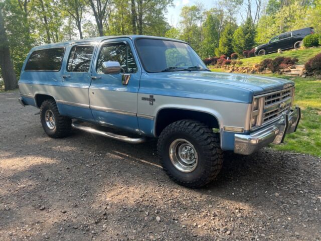 1987 chevrolet suburban 1500