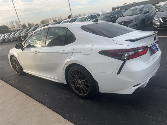 2023 toyota camry se