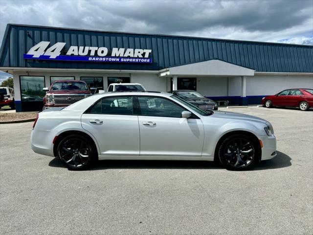 2023 chrysler 300 s