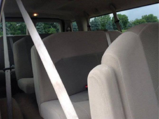 2010 ford econoline wagon xlt in columbus, oh