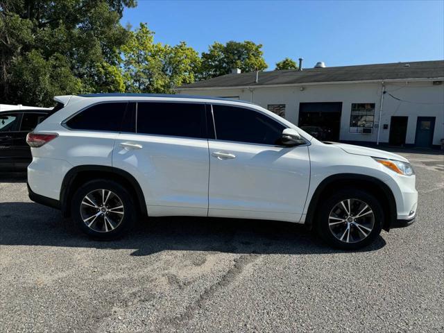 2016 toyota highlander xle