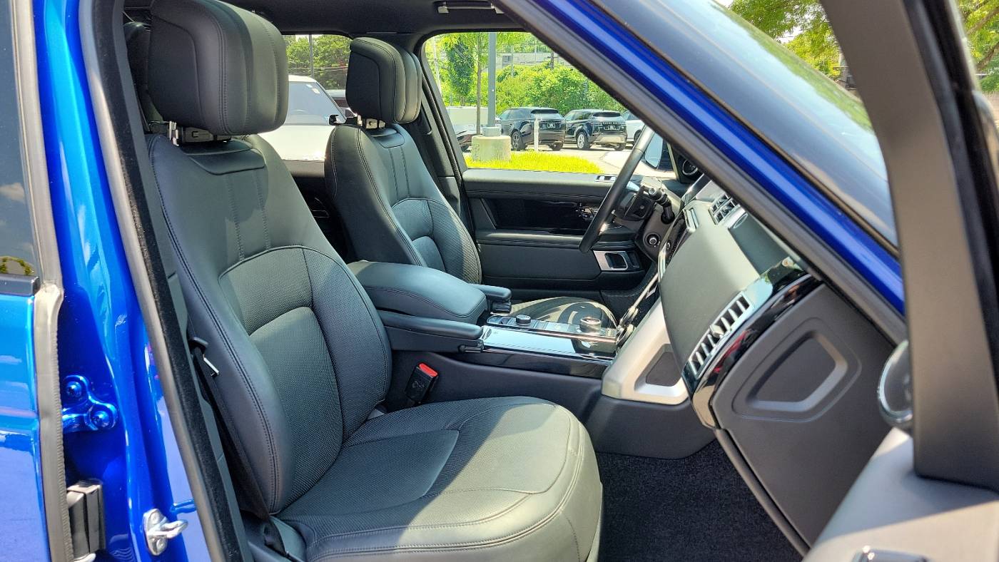 2021 land rover range rover p525 hse westminster edition