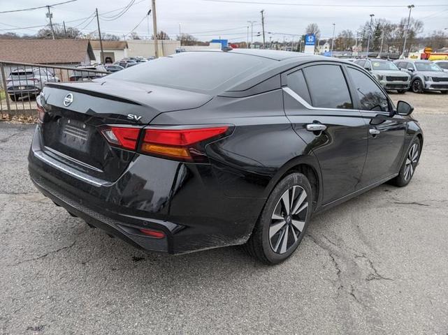 2022 nissan altima 2.5 sv