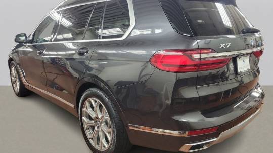 2022 BMW X7