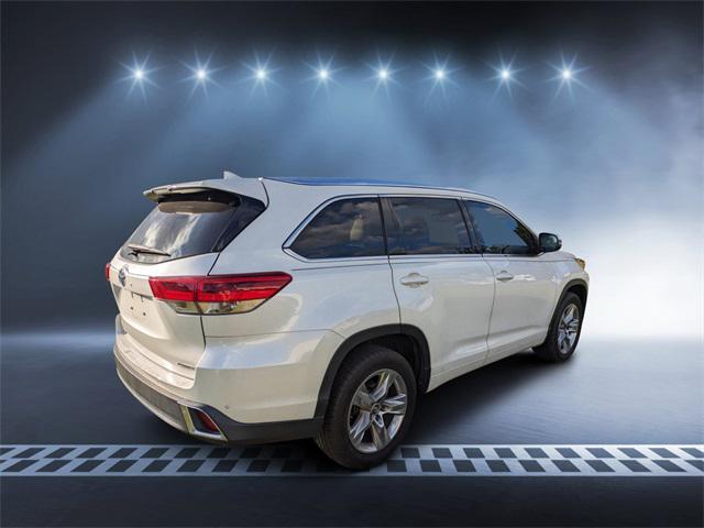 2019 toyota highlander limited