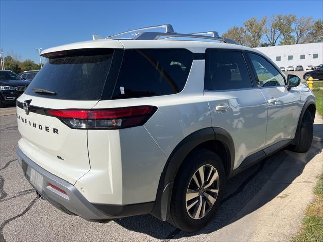2023 nissan pathfinder sl