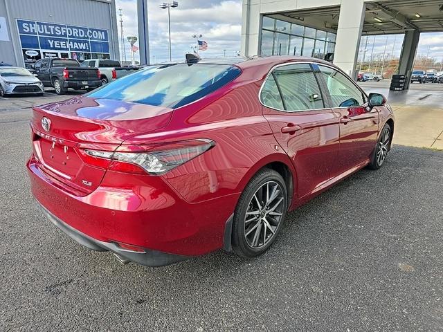 2022 toyota camry xle v6