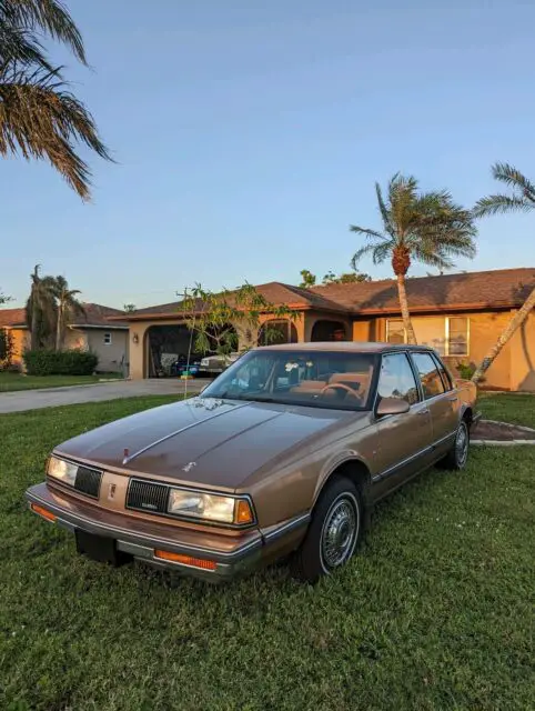 1988 oldsmobile delta 88 sedan brown fwd automatic royale