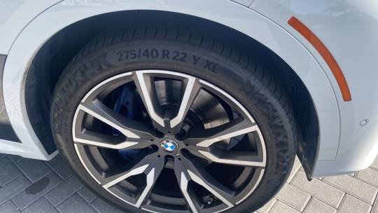 2020 BMW X7