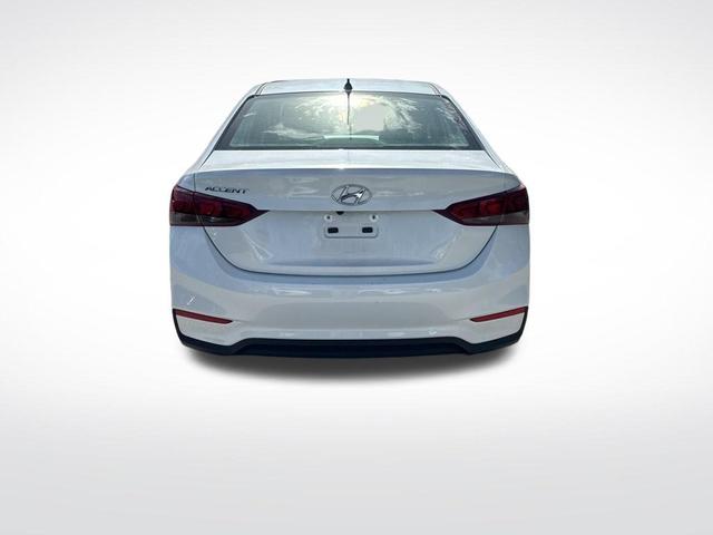2021 hyundai accent se