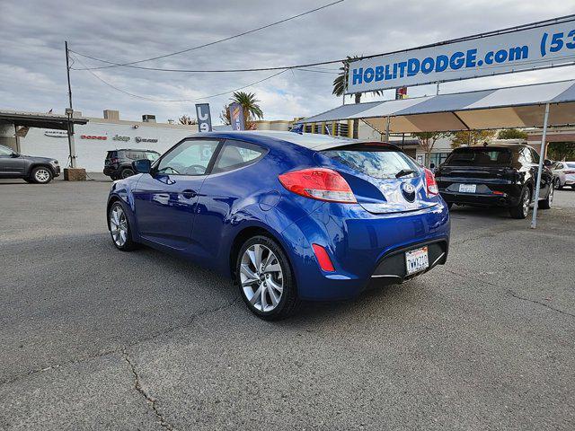 2017 hyundai veloster base