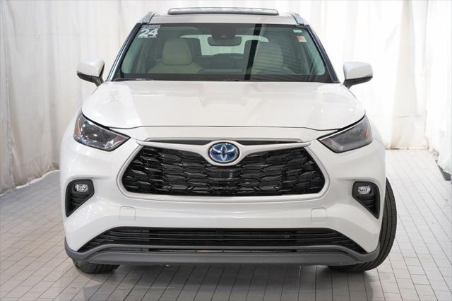 2024 toyota highlander hybrid xle