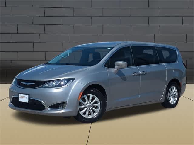2018 chrysler pacifica touring plus