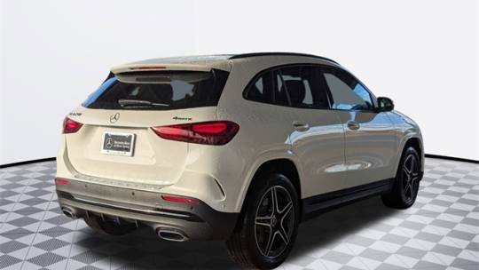 2025 Mercedes-Benz GLA