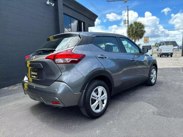 2020 nissan kicks s