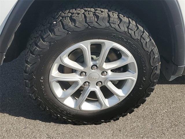 2021 jeep grand cherokee laredo e