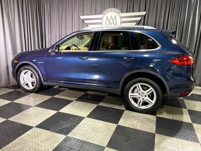 2011 porsche cayenne hybrid s
