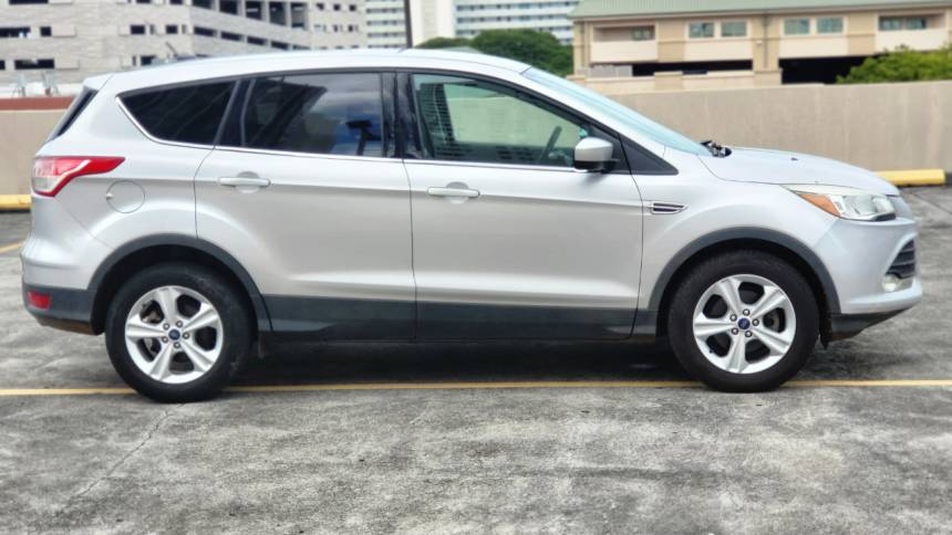 2016 ford escape se