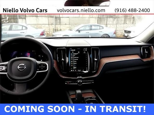 2024 volvo xc60 b5 plus dark theme
