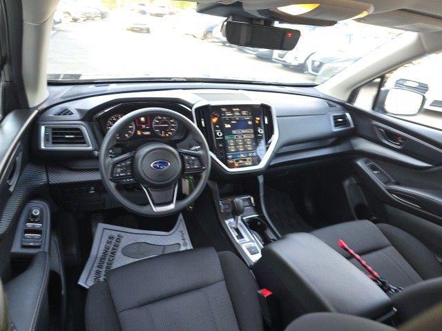 2023 subaru ascent base 8-passenger