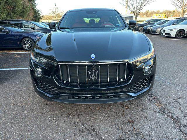 2018 maserati levante base