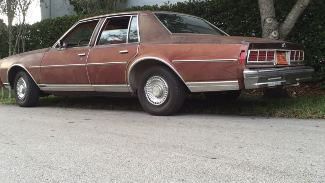 1978 chevrolet caprice classic w/v8-ac-no rust new tires nice