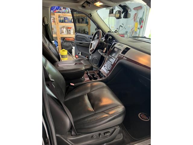 2008 cadillac escalade esv base