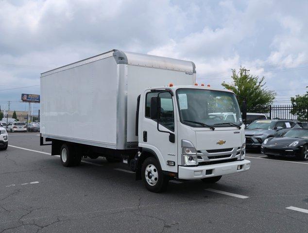 2023 chevrolet express 3500 132.5
