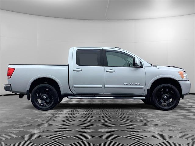 2013 nissan titan sl