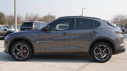 2024 Alfa Romeo Stelvio