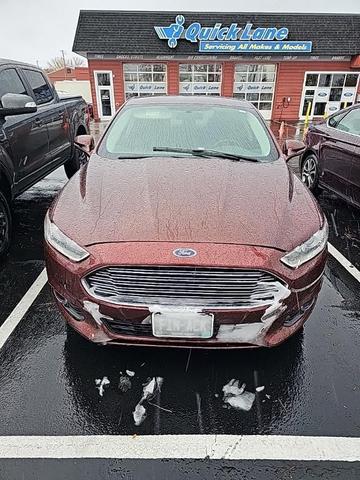 2016 ford fusion se