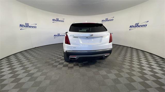 2022 cadillac xt5 premium luxury