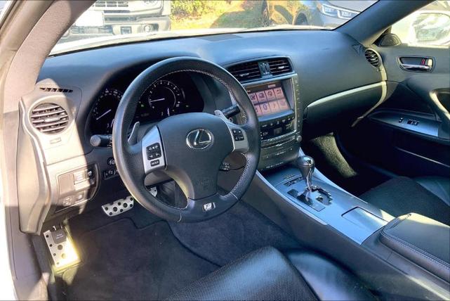 2013 lexus is 250c base