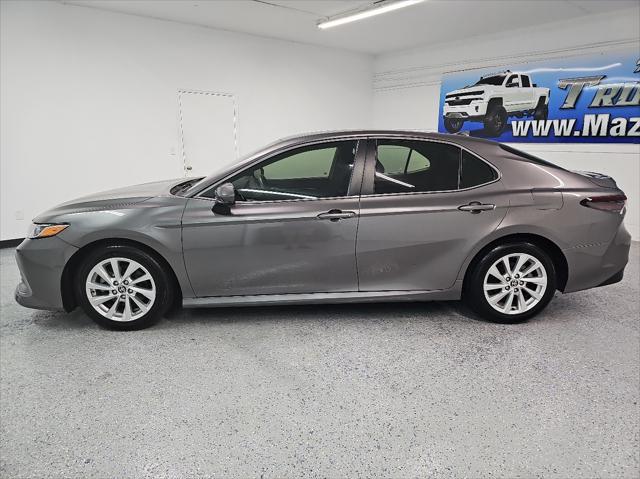 2021 toyota camry le
