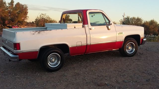 1985 gmc high sierra a very clean 2wd short bed, 82,000 original miles , no rust