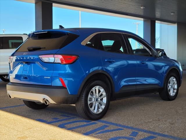 2021 ford escape se