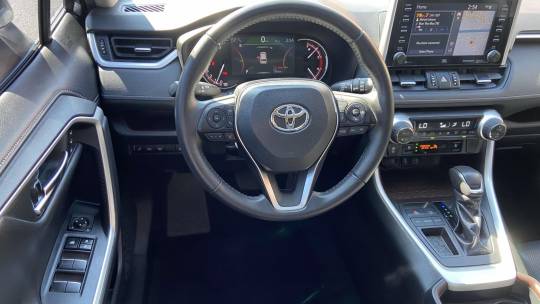 2020 Toyota RAV4 limited