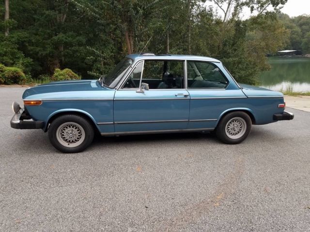 bmw 2002 series