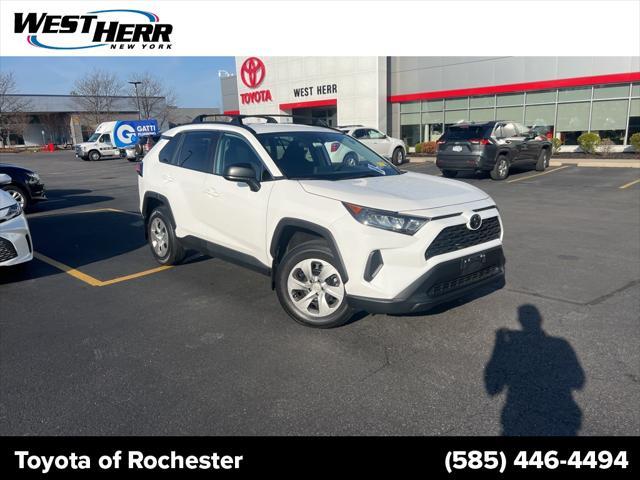 2021 toyota rav4 le