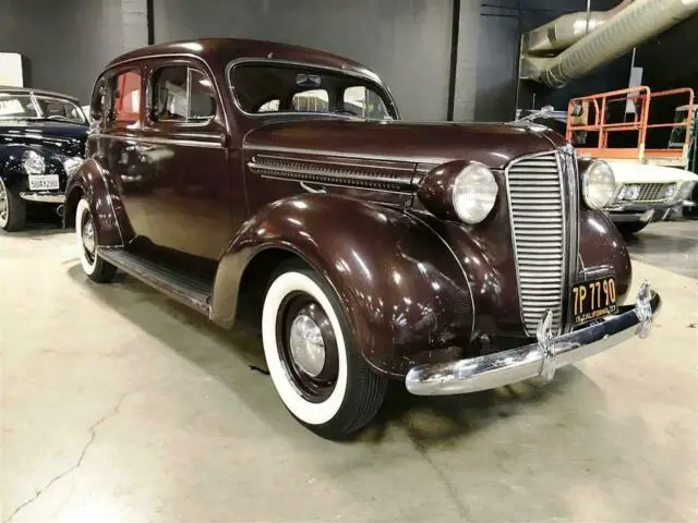 1937 dodge d5 sedan