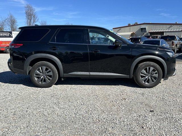 2023 nissan pathfinder s