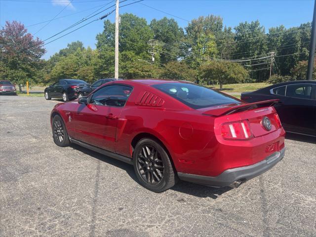 2012 ford mustang v6 premium